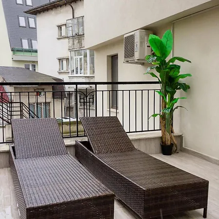 Apartment Three Private Near Port Of By Flat Mаnager *