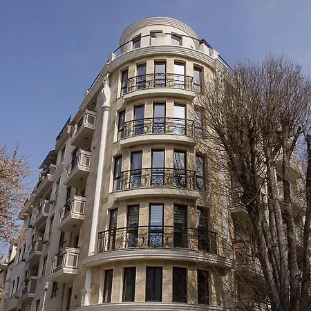 Three Private Near Port Of By Flat Mаnager * Varna