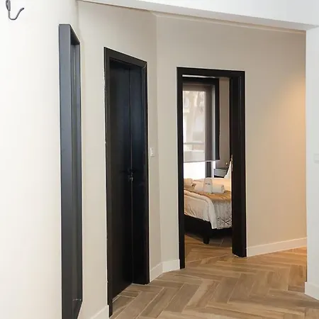 Three Private Near Port Of By Flat Mаnager Varna