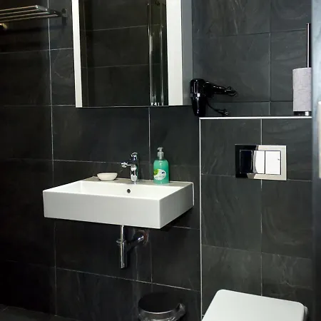 Three Private Near Port Of By Flat Mаnager *