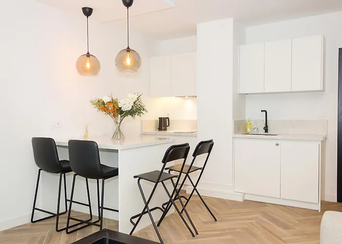 Three Private Near Port Of By Flat Mаnager Varna